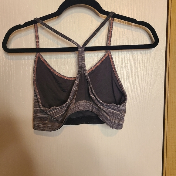 492 🦃🎄 lululemon sports bra - Picture 2 of 3